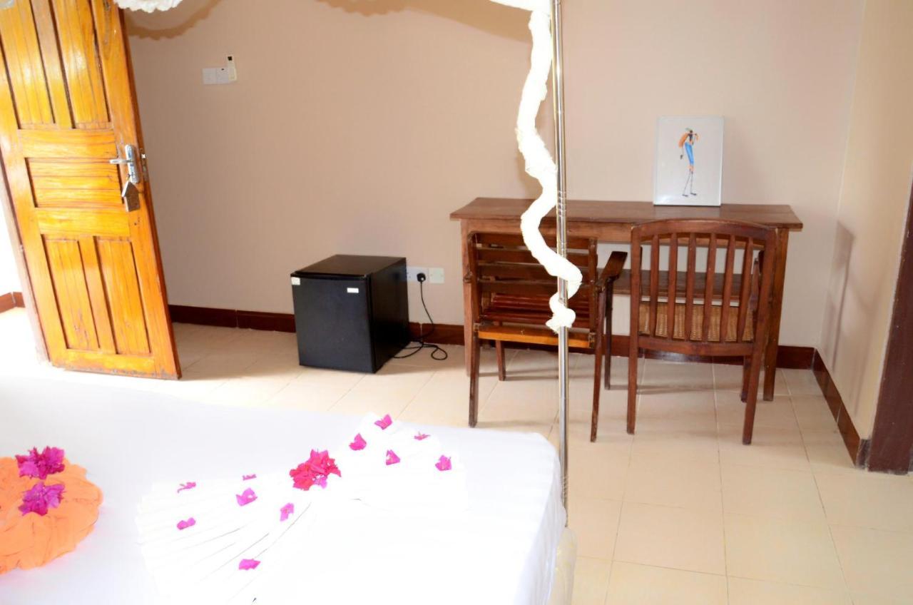 Funky Squids Beach Resort Bagamoyo Kültér fotó