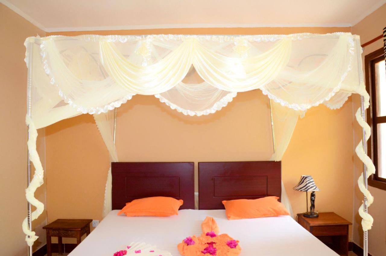 Funky Squids Beach Resort Bagamoyo Kültér fotó